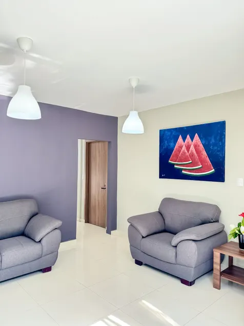 Spacious, modern and comfortable house - Image 1
