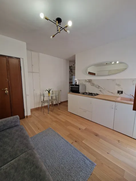 Frascati center modern home - Image 1