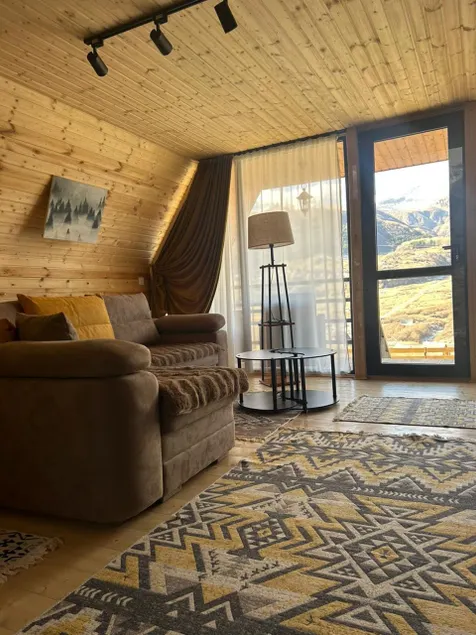 Cozy environment, best views - Image 1