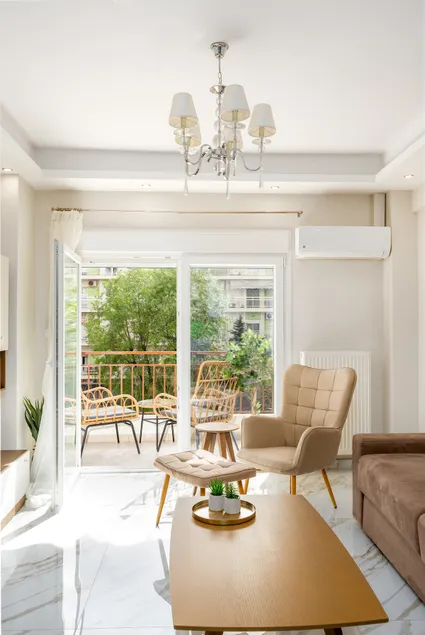 Crystal Haven Luxury Apartment by BiNoBi! - Image 1