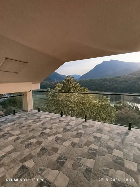 Villa Čarna II - Image 1