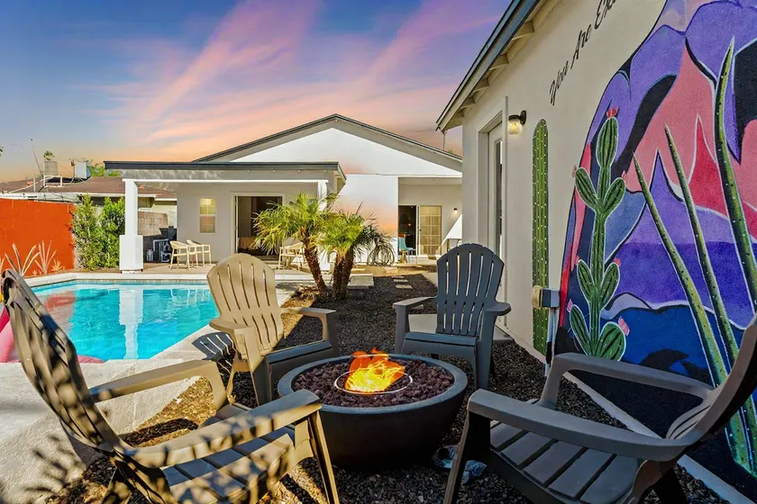 PHX Getaway | Amazing Amenities! - Image 1