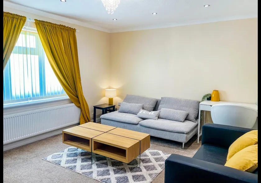 Cambridge Apartment at St Neot - Image 1