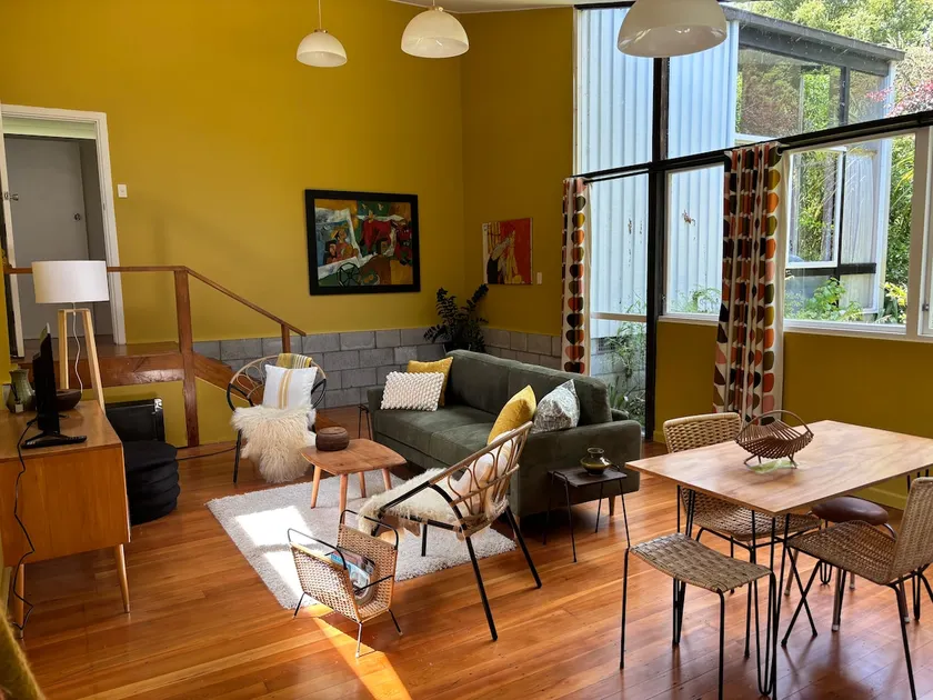 Mid -Century Magic - Image 1