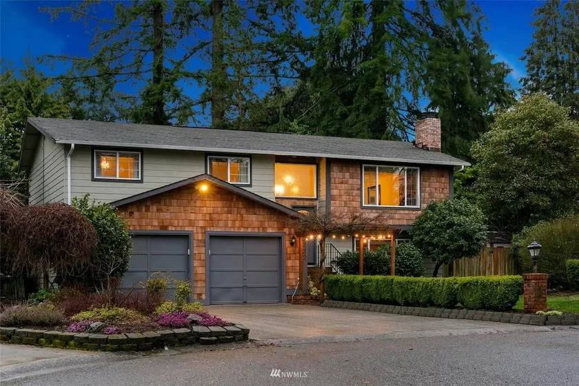 Cozy 4 Beds Private Suite near Seattle & Bellevue - Image 1