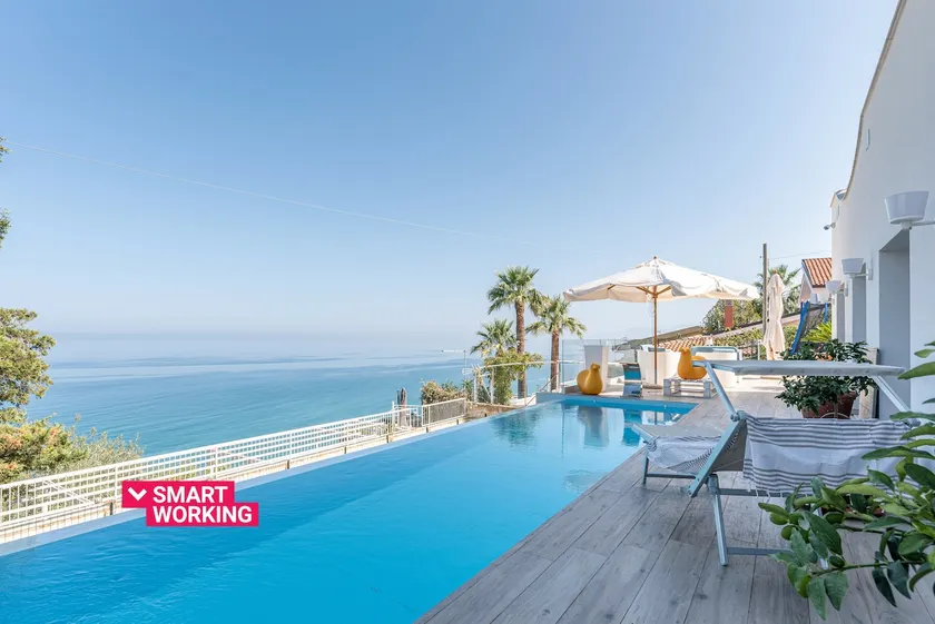 Alicudi with a sea view pool - Image 1