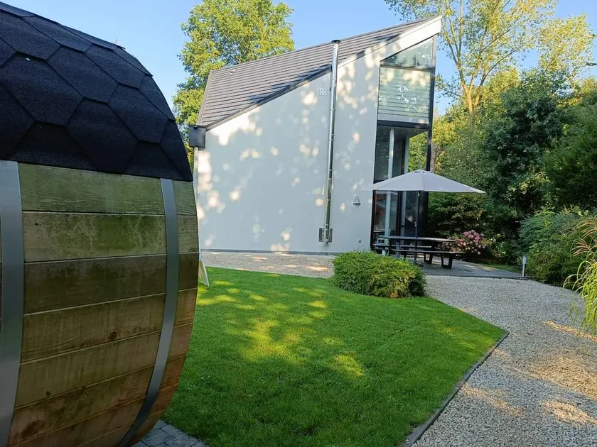 Gem in the woods, with sauna! - Image 1