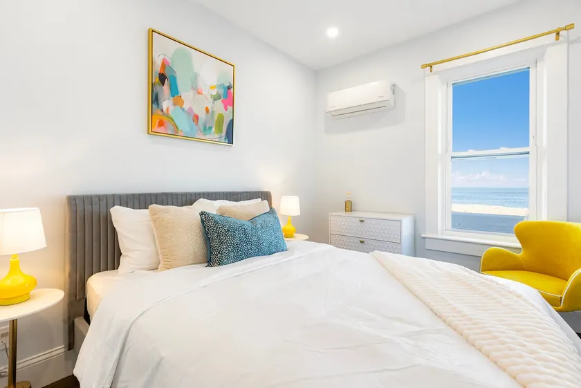 Oceanview two bed parking/Boston - Image 1