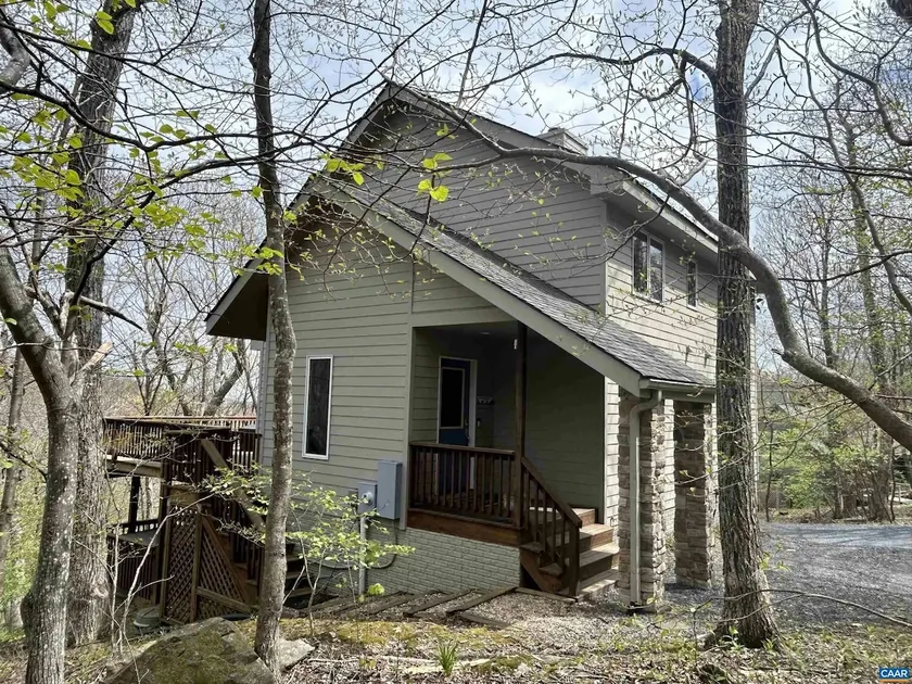Mountain View Charm - Image 1