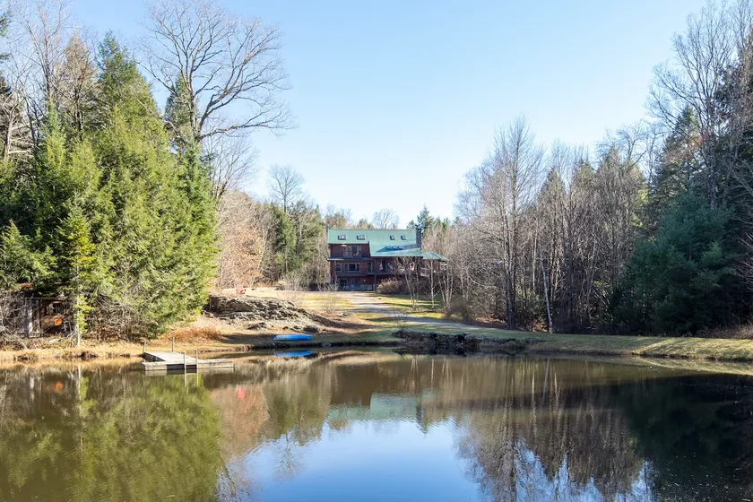 The Dover Hideaway | Hot Tub & Close to Mt. Snow - Image 1