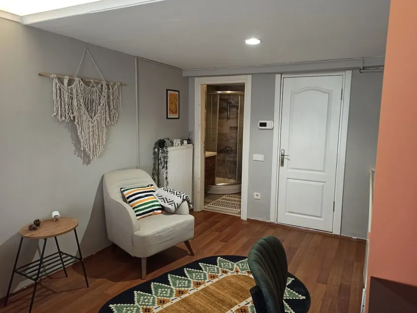 Simple Comfortable Studio Apartment | Coconut Suite (Air Conditioning) - Image 1