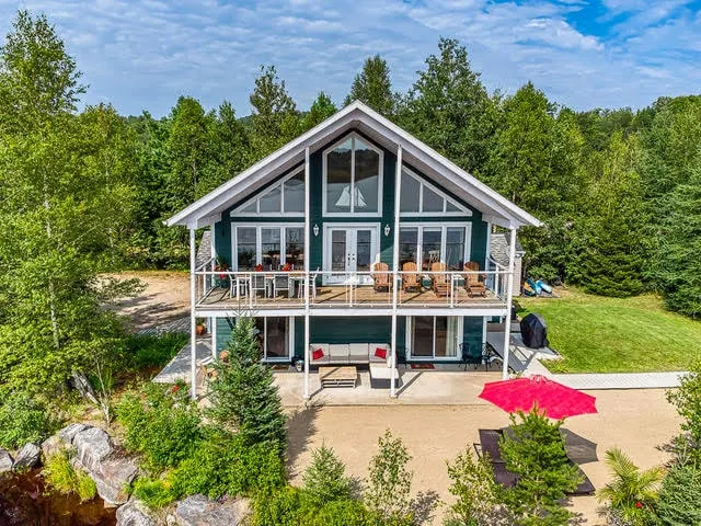 The Chalet on the Beach - Image 1
