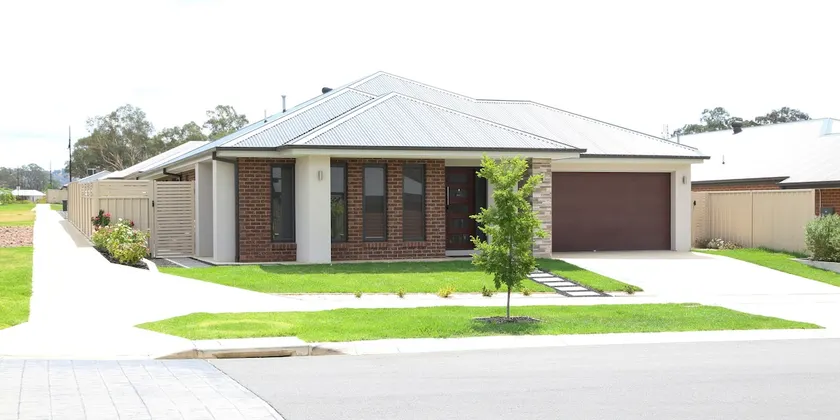 Family hideaway - Image 1