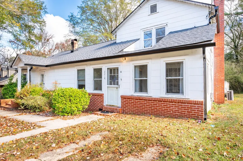 Durham Duplex- 2 miles from Duke - Image 1