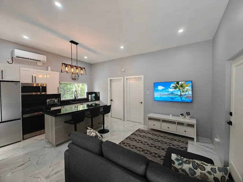 Elmwood Villas- Trouya (Apt B) - Image 1