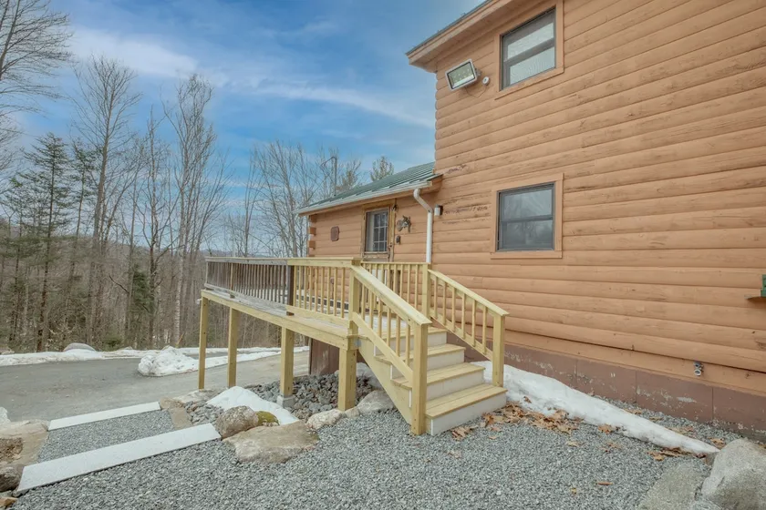 Log Cabin in Littleton - Image 1
