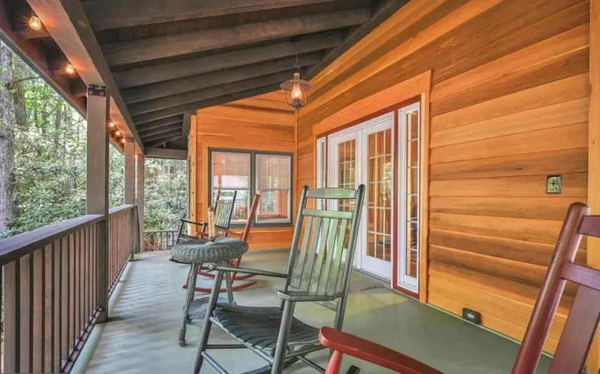 ​The Happy Cottage | Mount Gretna trails + AC - Image 1