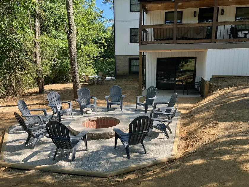 Salt Fork Apartment 2 Queen Beds - Image 1