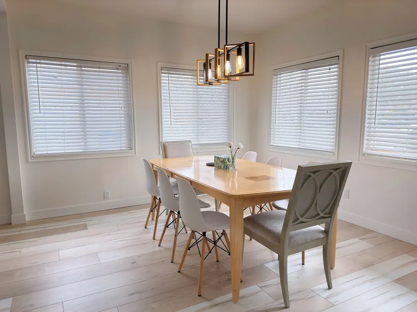 Cozy rambler in prime location | close to ski, DT - Image 1