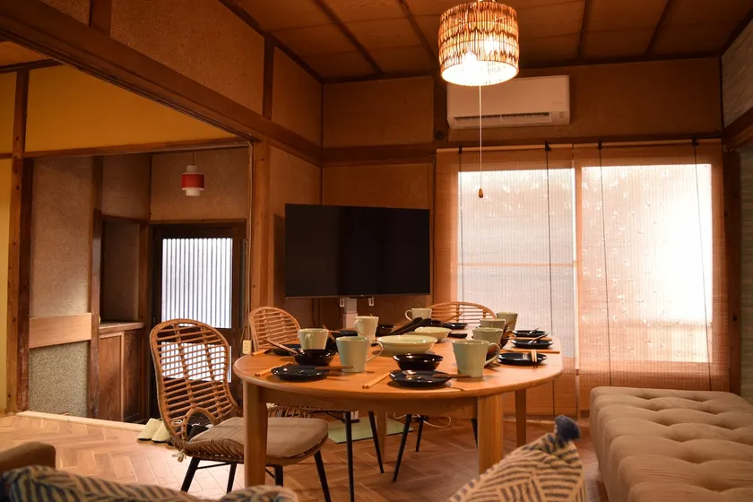 Yokosuka Kamo Ie, a renovated old house with a relaxing space/up to 8 people - Image 1