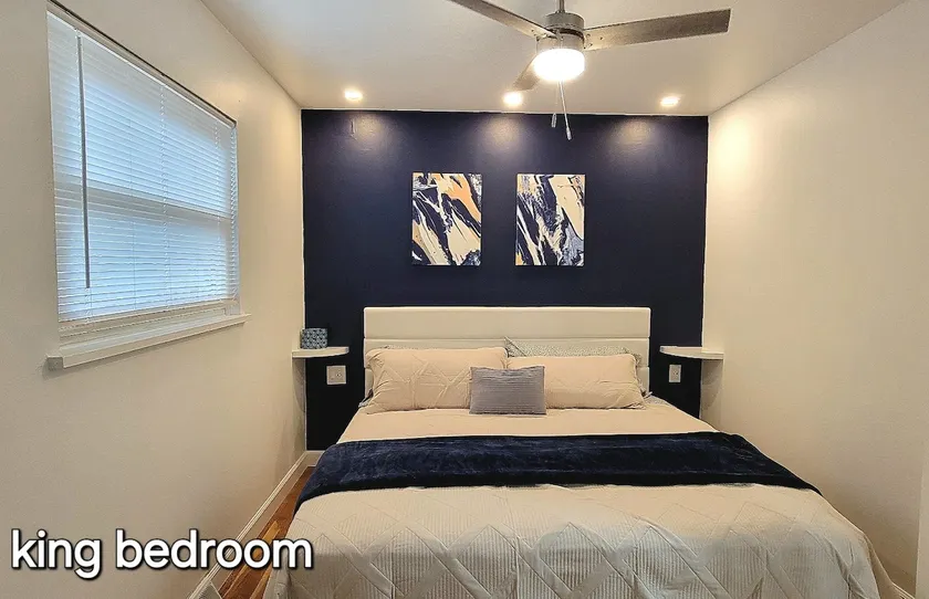 Wentzville Modern House - Image 1