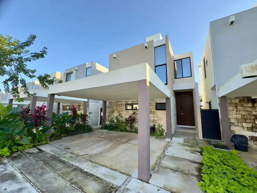 Family House in Exclusive Private Area (Solar Energy) - Image 1