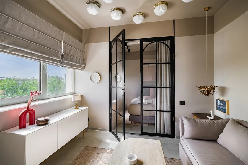 Tomis Marina Sea View Apartment No.401 - Image 1