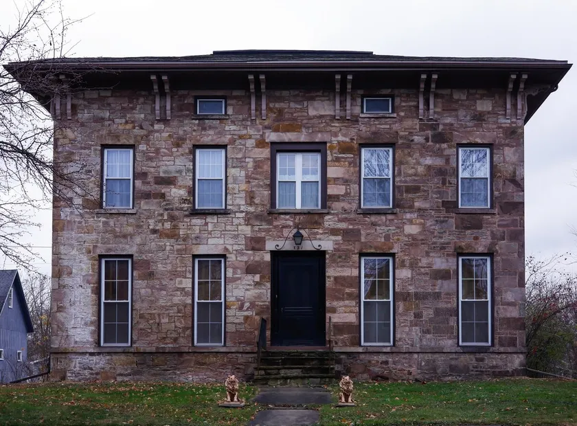 Historic Stonehaven Mansion w/ Modern Touches - Image 1