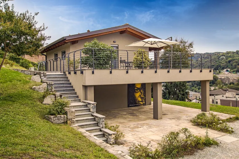 Caffè Maya Apartments - Image 1