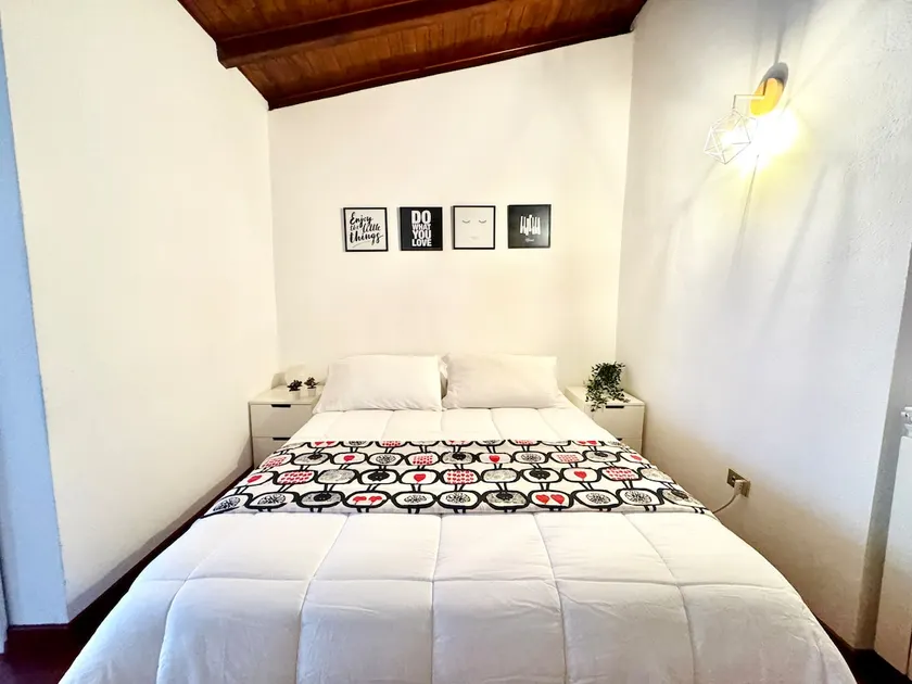 Modern Apt in San Siro • 5 Min Walk to Metro Wi-fi - Image 1