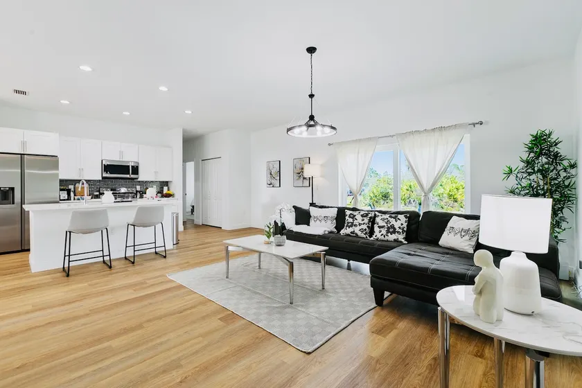 Beautiful, modern and new Home - Image 1