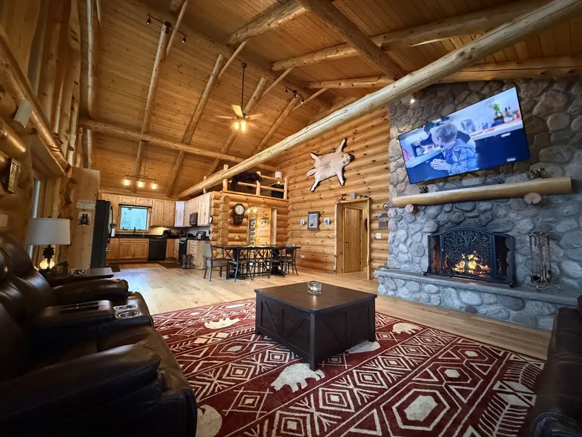 The luxury log cabin - Image 1