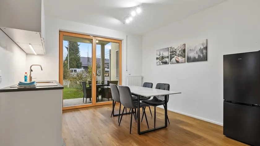 Cozy first floor apartment - Image 1