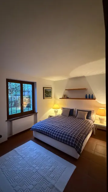 2 bedroom apt near Como lake - Image 1