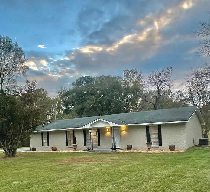 Catawba Place - Image 1