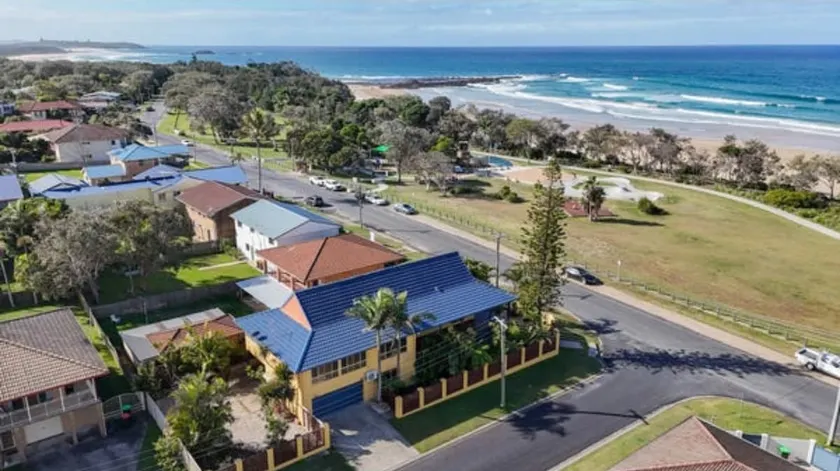 The Beach House - Image 1