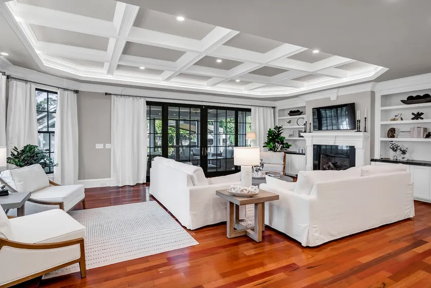 The Wren | 2 BR 2.5 BA | Newly Renovated w/ HotTub - Image 1