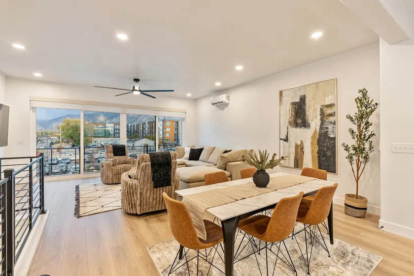 Luxury stay in Millcreek - Image 1