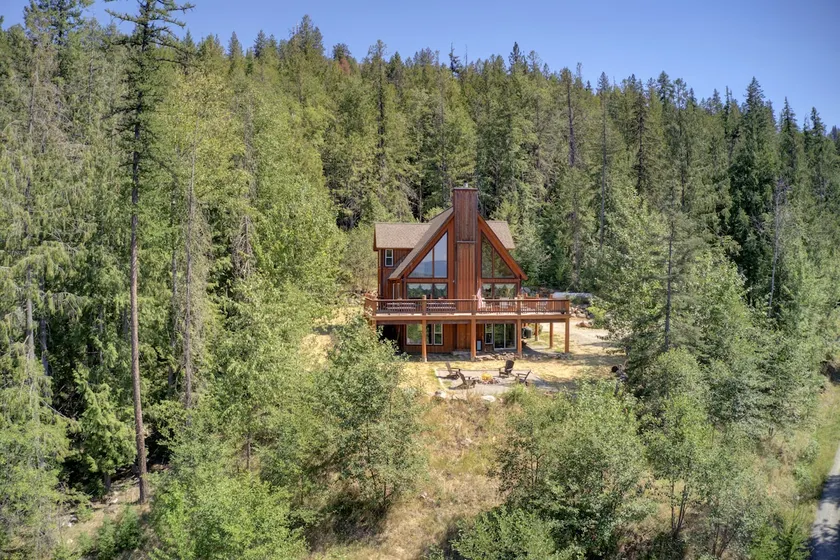 North Idaho Cabin -Cedar View Lodge - Image 1