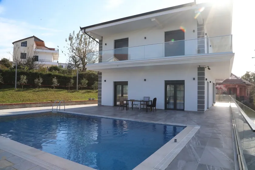 Garden Hill Villa Durres - Image 1
