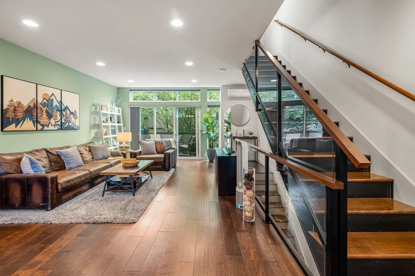 AC~FreeParking~NFL~KingSuite | Modern 3BR Fremont - Image 1