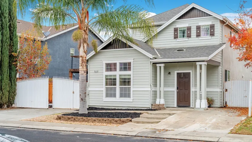 Spacious 4BR Home in Prime Area - Image 1