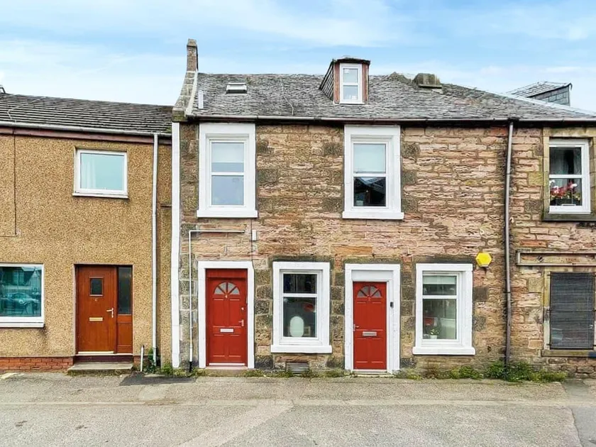 2 Lower Kessock Street - Image 1