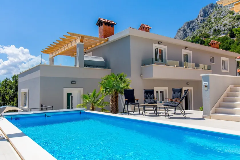Villa Majestic Vista - Private Pool - Image 1