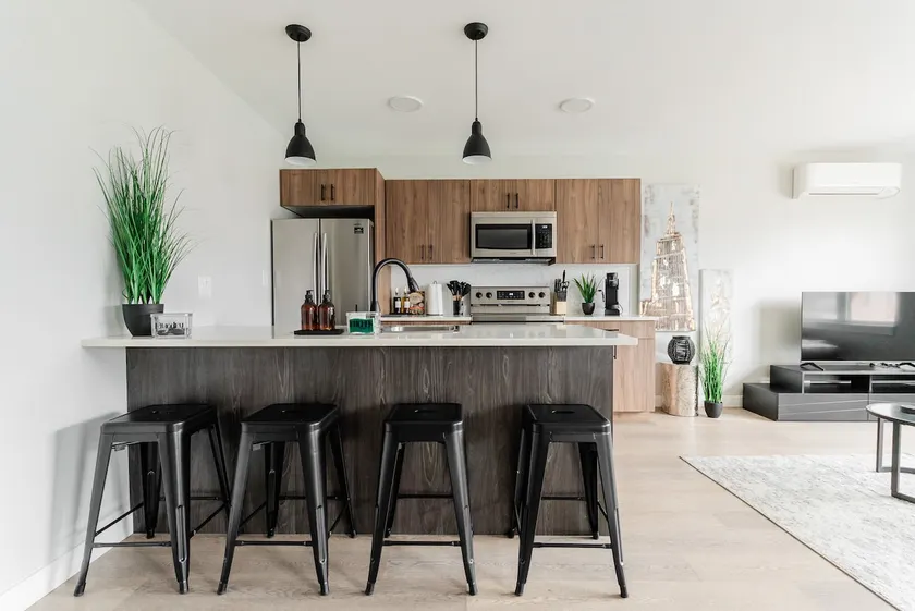 Cozy Winnipeg Getaway - Near The Forks & Hospital - Image 1