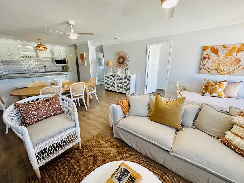 Ocean Saoire-Beautiful Pottsville Beach Apartment - Image 1