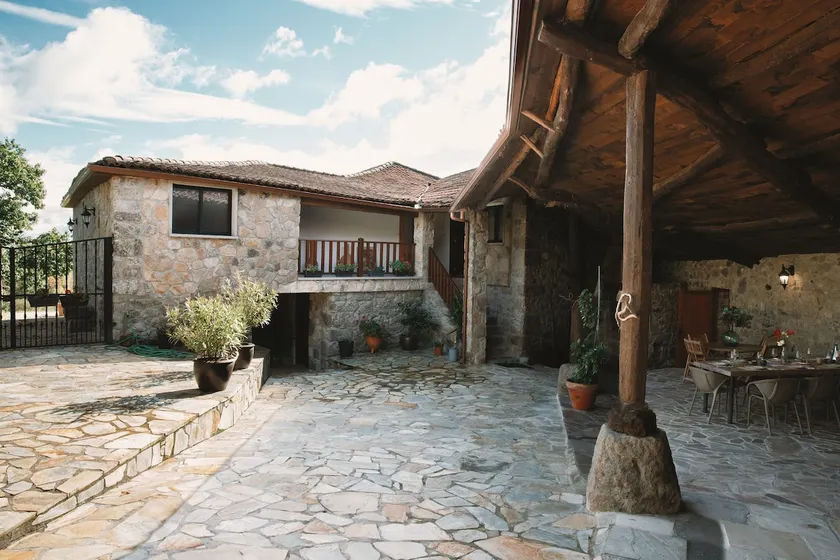 Casa As Nogueiras - Image 1