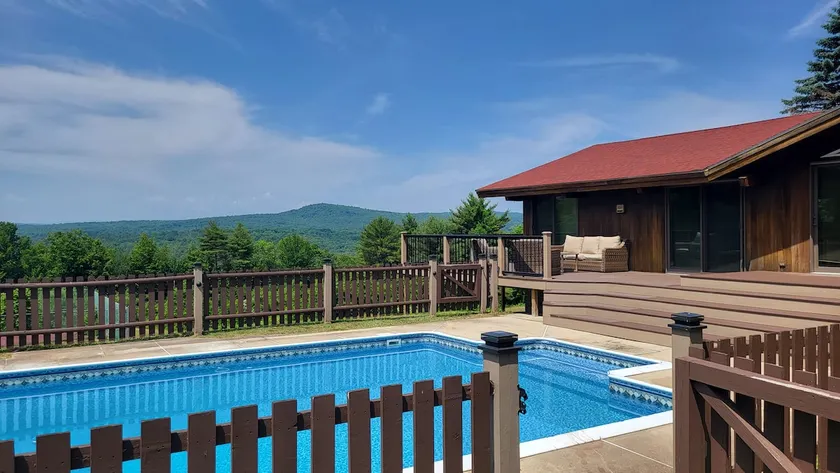 3.5k sq ft | Pool, Hot Tub, Sauna & More! - Image 1