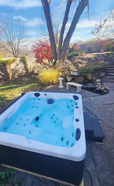 Urban Oasis with Hot tub and Gym | Location! - Image 1