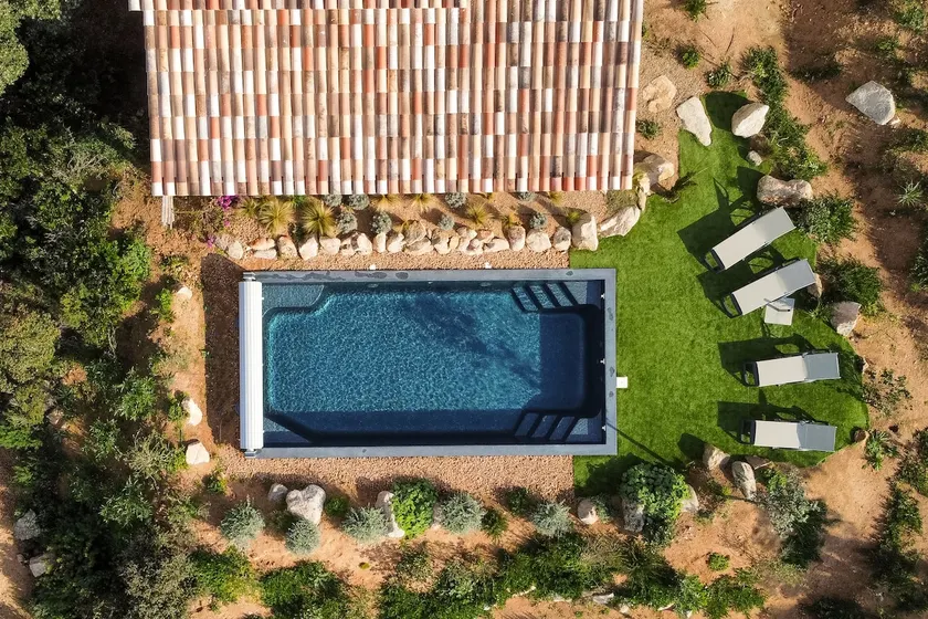 Charming villa with private pool, Santa Giulia - Image 1
